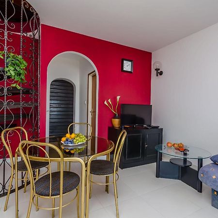 فيلا House Zdenka Donji Okrug  الغرفة الصورة