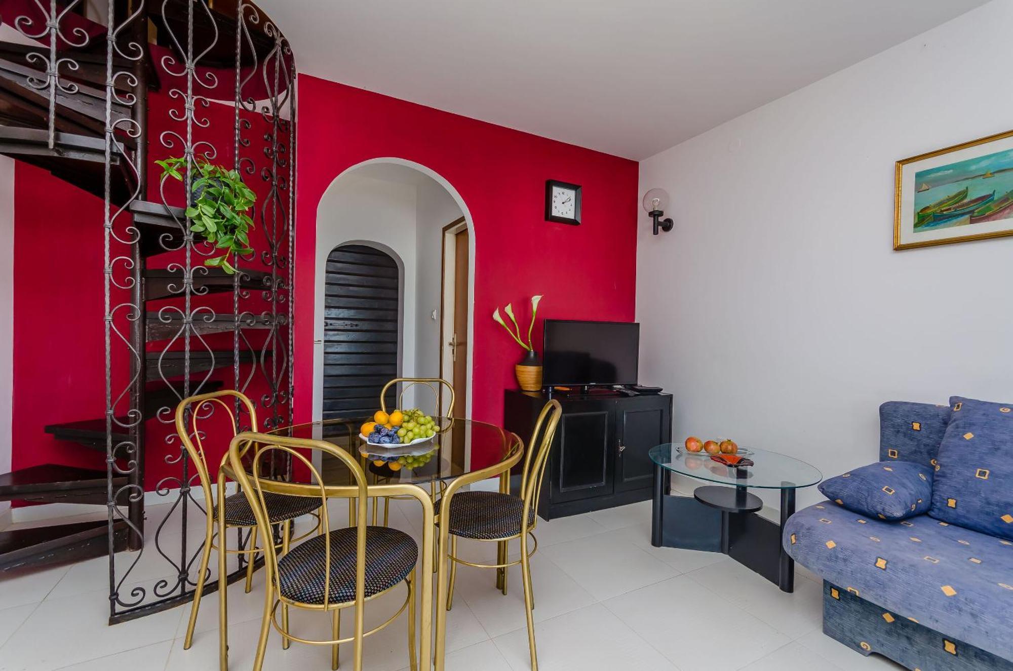 فيلا House Zdenka Donji Okrug  الغرفة الصورة